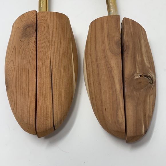 Men’s Cedar Shoe Trees Men’s Warehouse Size L - Picture 3 of 6
